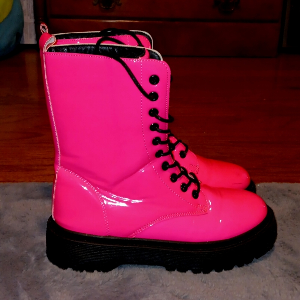 Wild Diva Hot Pink Boots (Size 7 Women's)